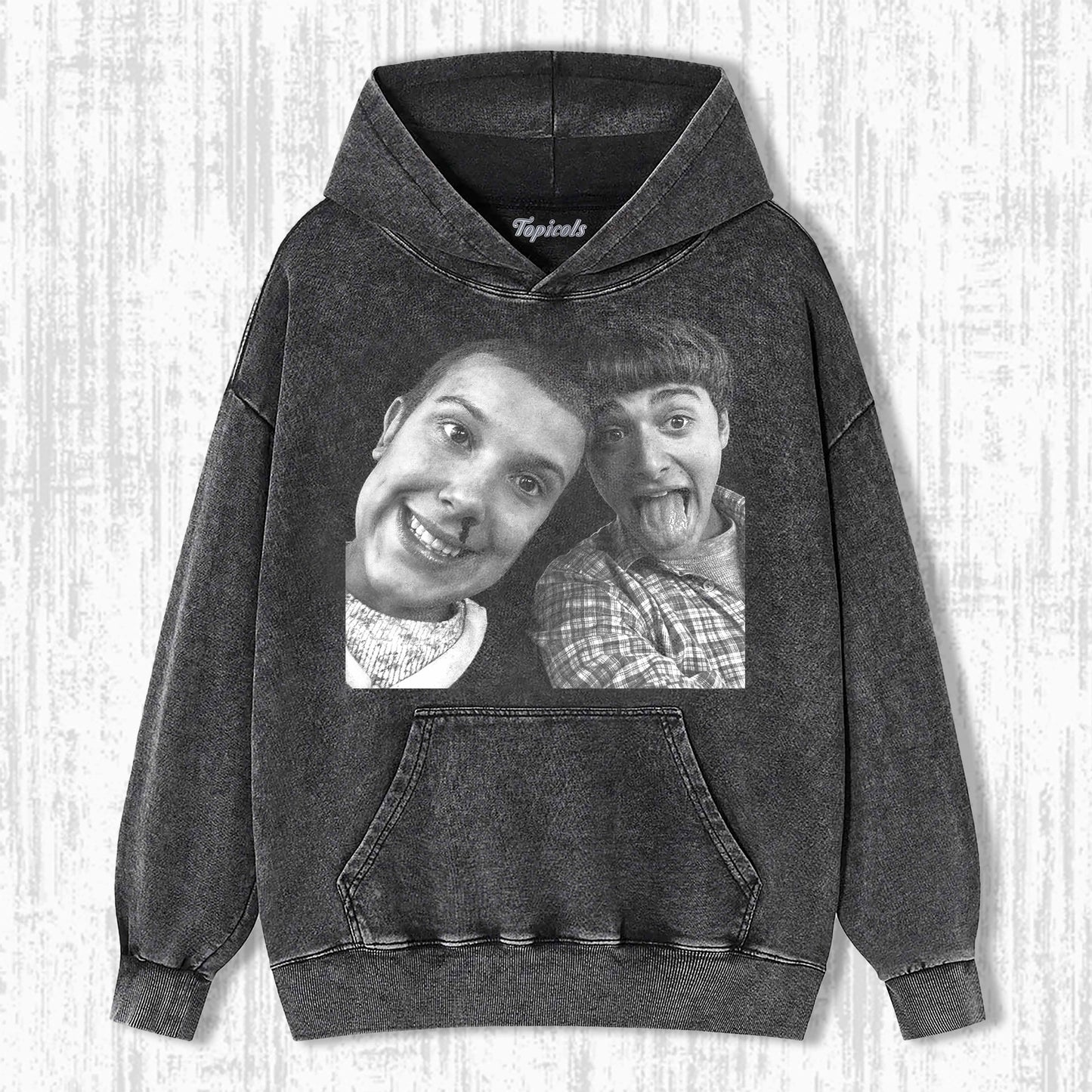 STRANGER THINGS T-SHIRT