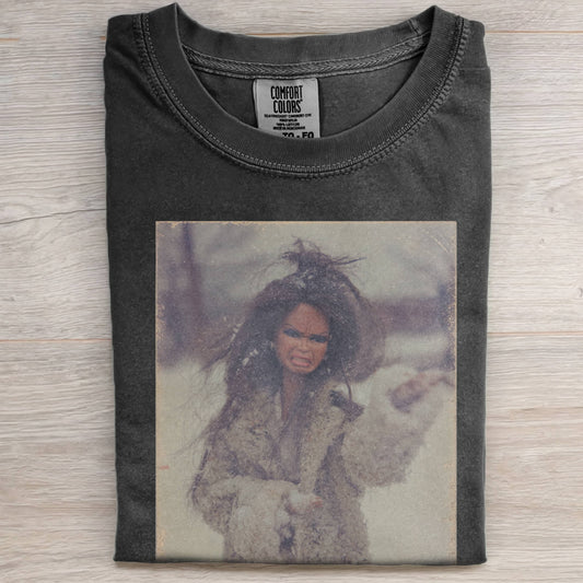 BARBIECORE T-SHIRT WITH A FURROWED BROW DESIGN