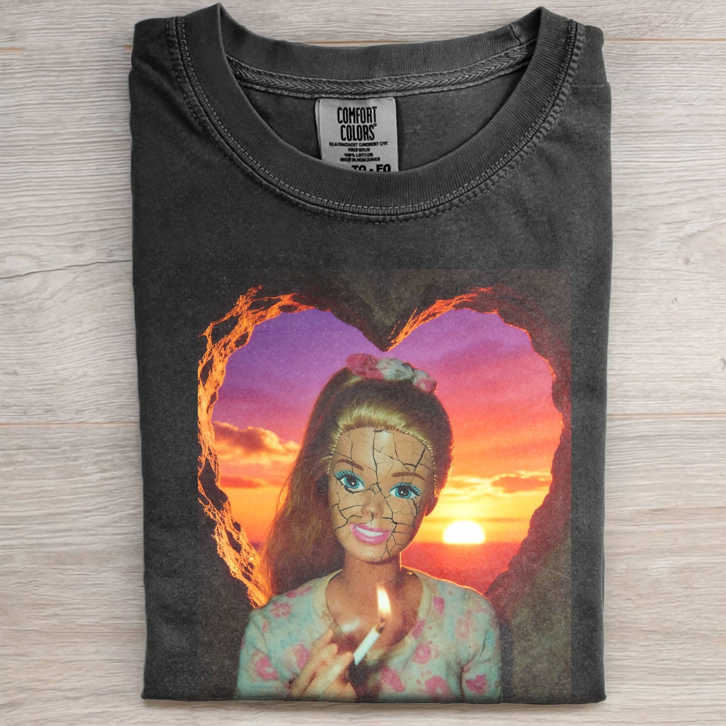 BARBIECORE HEART-SHAPED SUNSET TEE