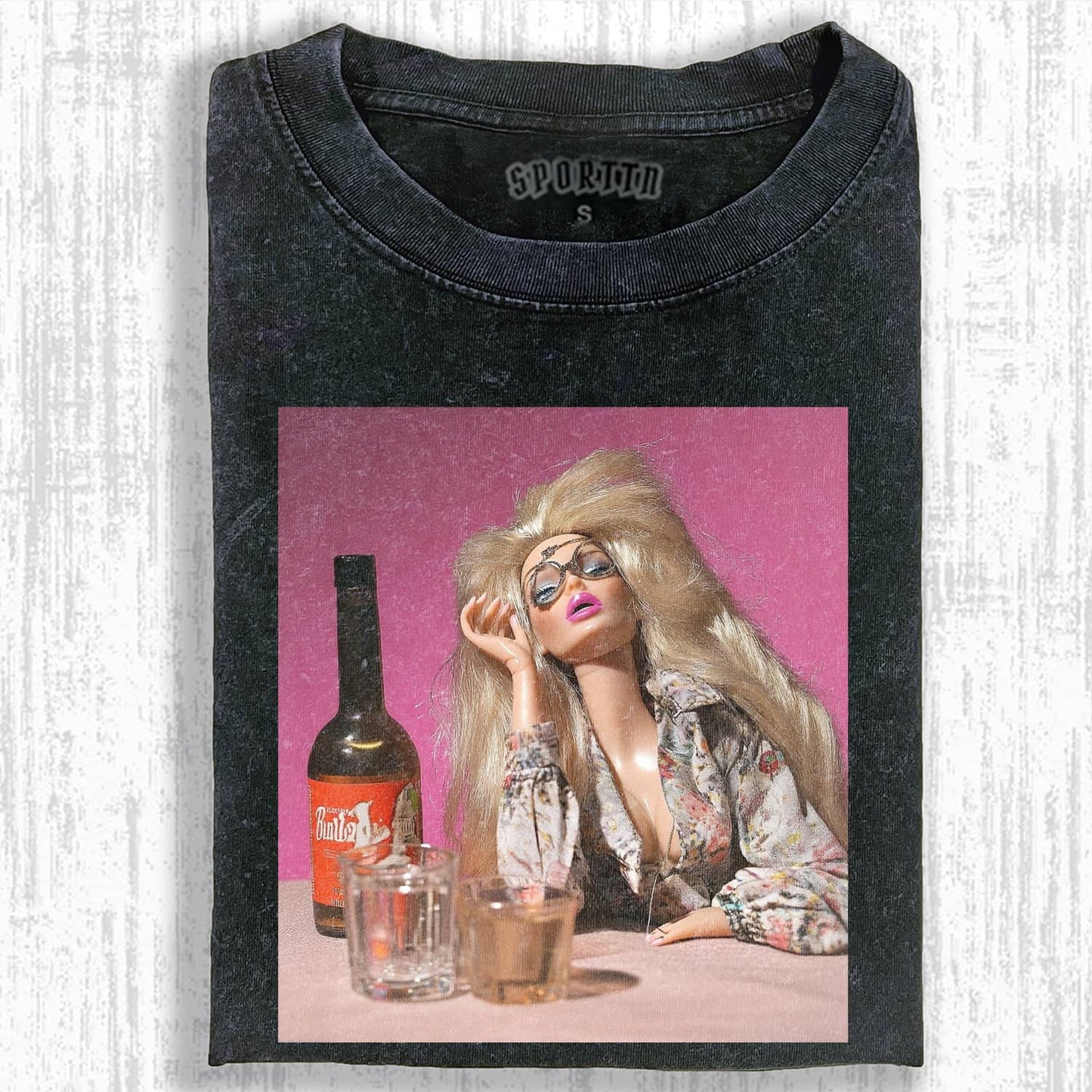 BARBIECORE EMOJI MEME ICON T-SHIRT