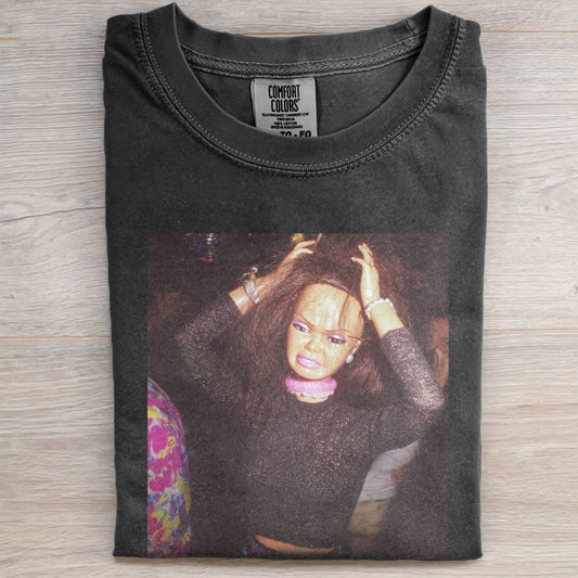 BARBIECORE PARTY DANCING T-SHIRT