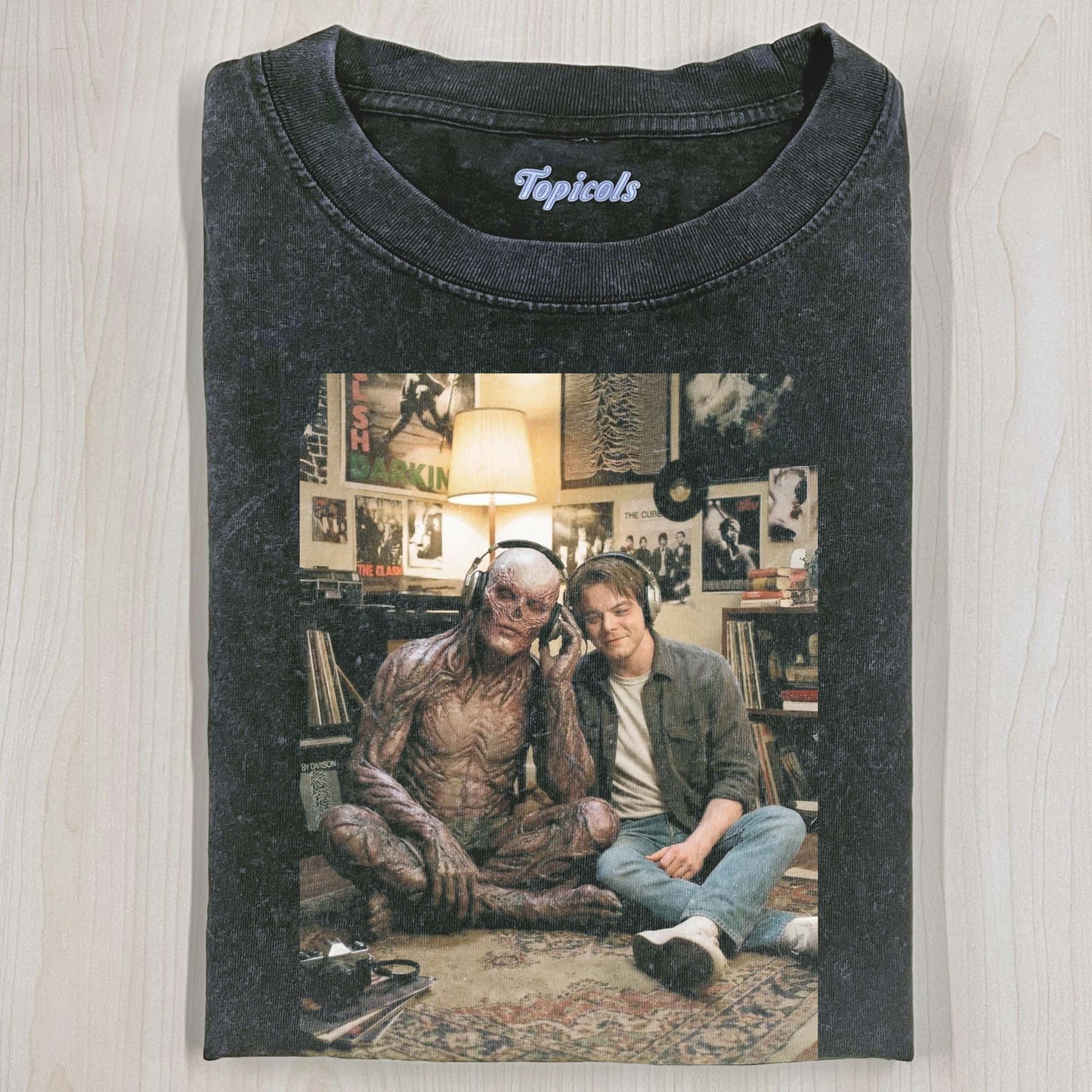 STRANGER THINGS T-SHIRT