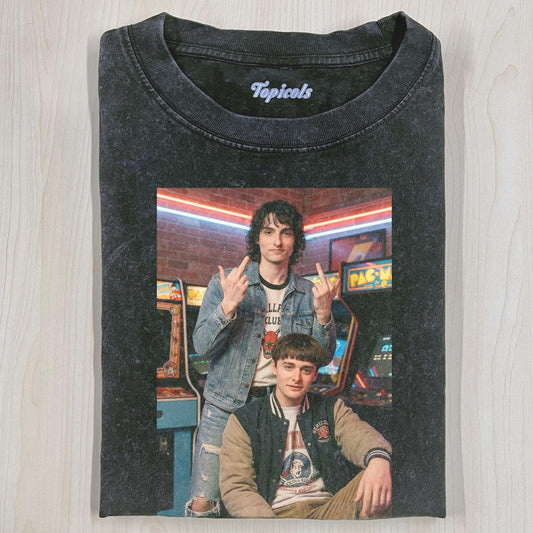 STRANGER THINGS T-SHIRT